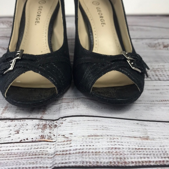 EUC Black heels, faux snakeskin, peep toe with buckles. Size 7. - Picture 5 of 11